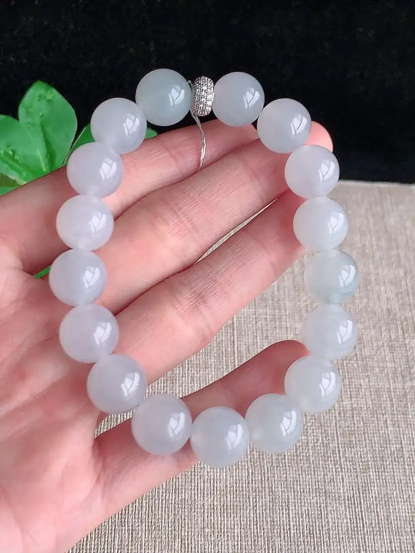 a货翡翠老坑冰种白月光圆珠佛珠手串17颗  尺寸11.6mm 重量48.35g 1102