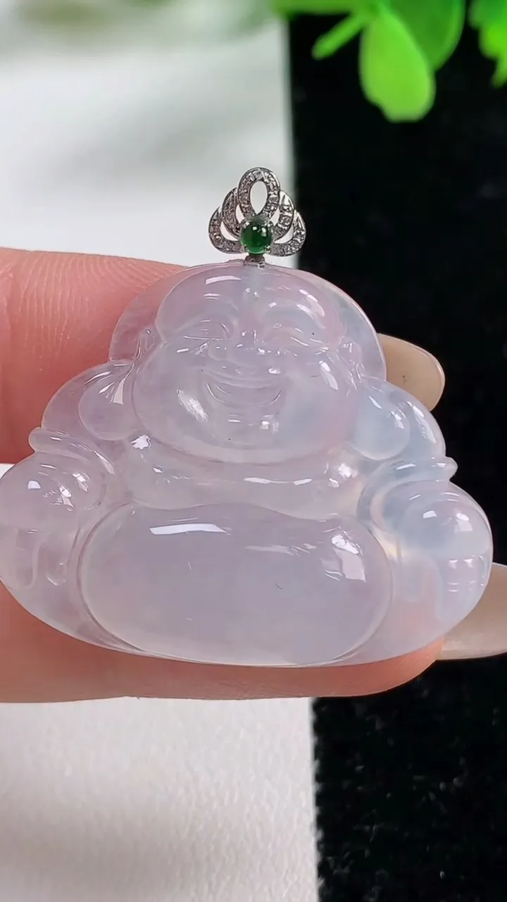 天然A货翡翠种白冰佛公吊坠，尺寸27.7-34.6-6，重量:8.91g
11月3日