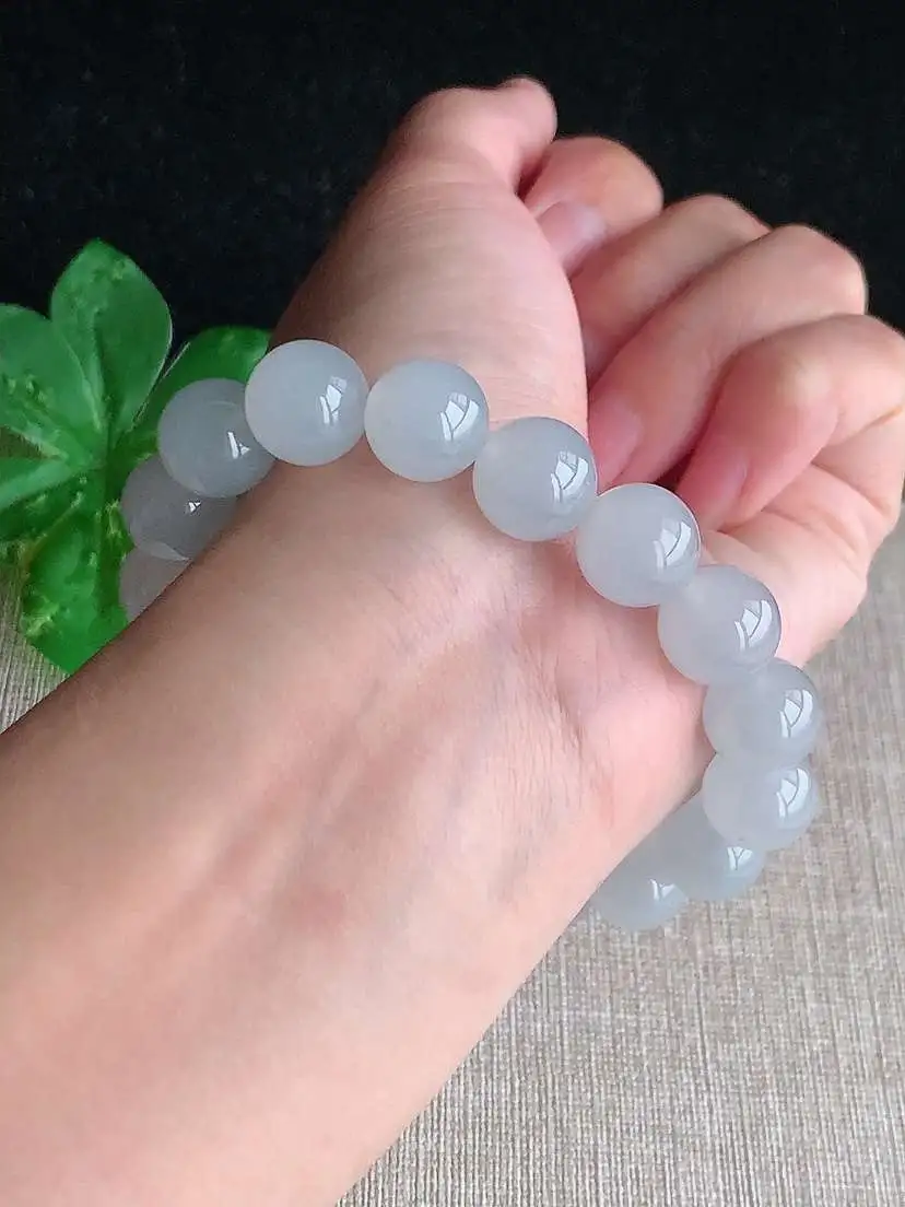 a货翡翠老坑冰种白月光圆珠佛珠手串17颗  尺寸11.6mm 重量48.35g 1102