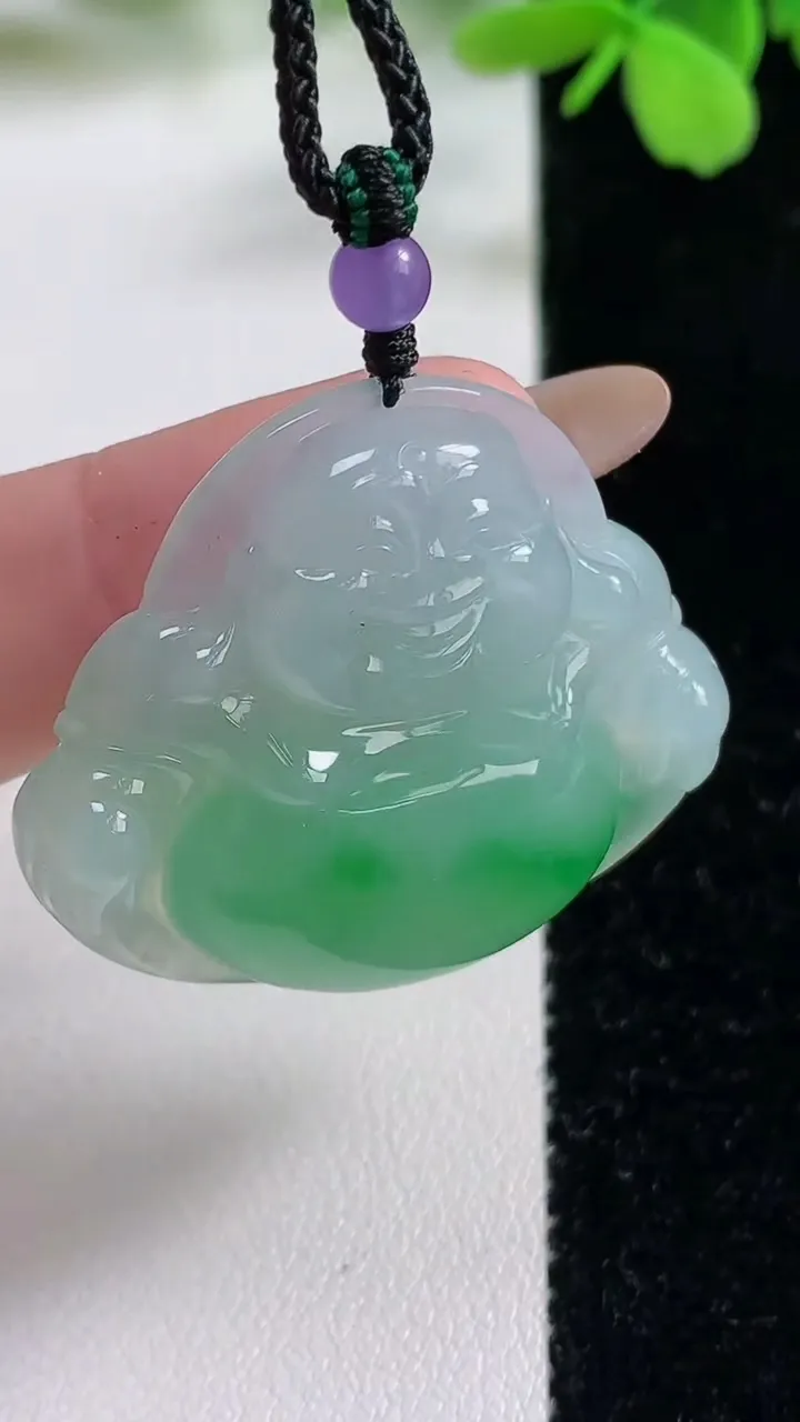 天然A货翡翠佛公吊坠，尺寸31.7-36.5-8.3，重量:16.02g
11月3日