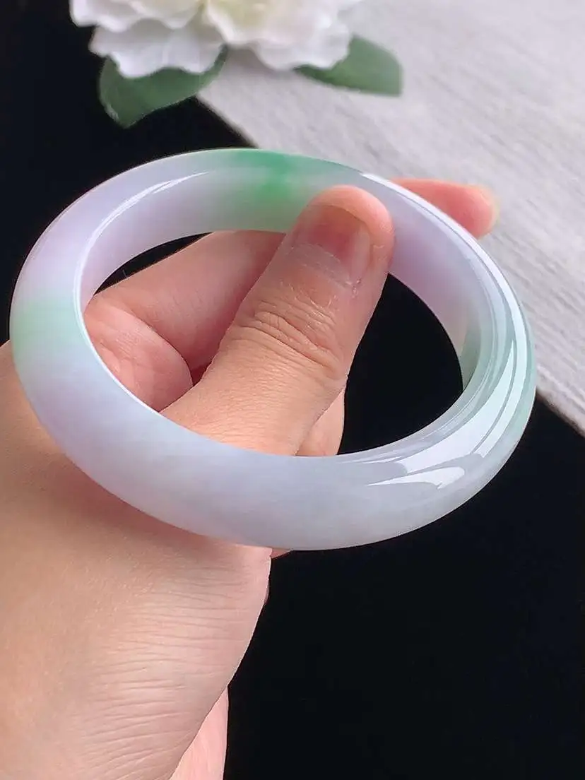 a货翡翠老坑冰种春带彩紫罗兰飘绿正装正圈手镯55-56圈口  尺寸55.6×12.2×8.8mm 重
