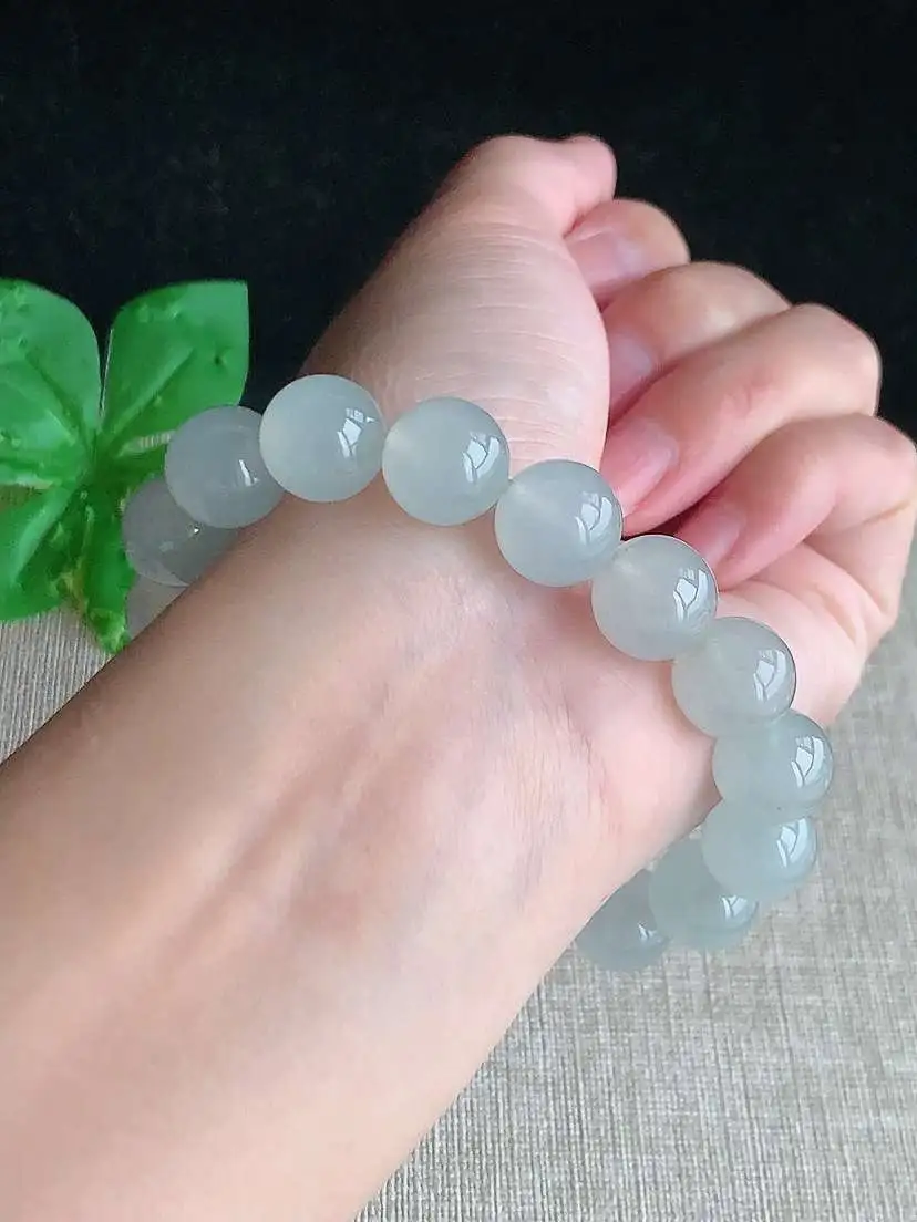 a货翡翠老坑冰种白月光圆珠佛珠手串17颗  尺寸11.8mm 重量50.63g 1103