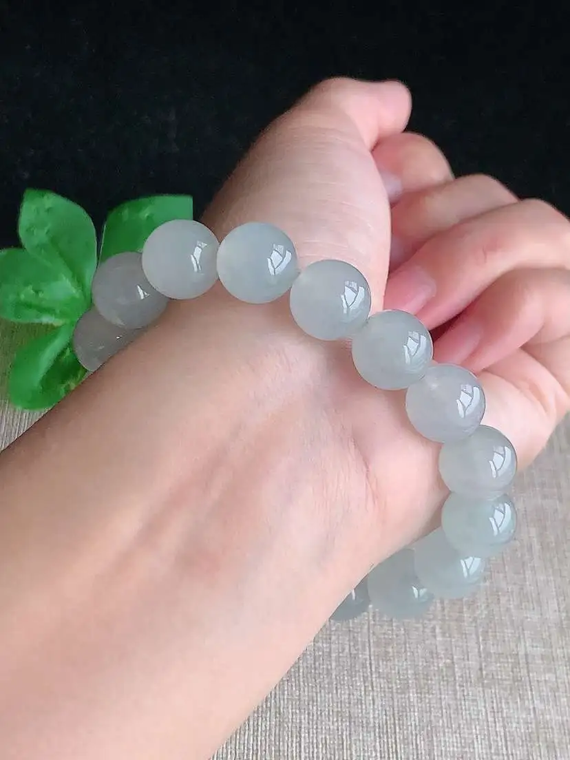 a货翡翠老坑冰种白月光圆珠佛珠手串17颗  尺寸11.8mm 重量50.63g 1103