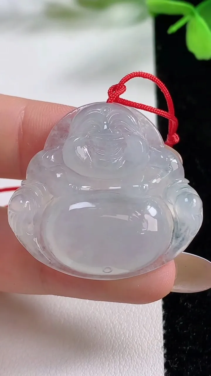 天然A货翡翠佛公吊坠，尺寸32.3-34.7-6.5，重量:10.98g
11月3日