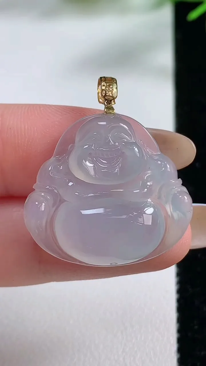 天然A货翡翠种紫罗兰佛公吊坠，尺寸23.8-25.7-6.1，重量:5.44g
11月3日