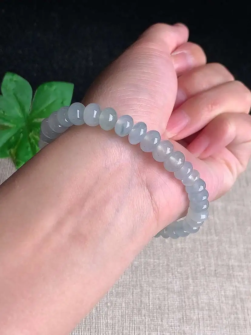 a货翡翠老坑冰种飘花算盘珠手串40颗  尺寸7.5×5mm 重量19.64g 1103