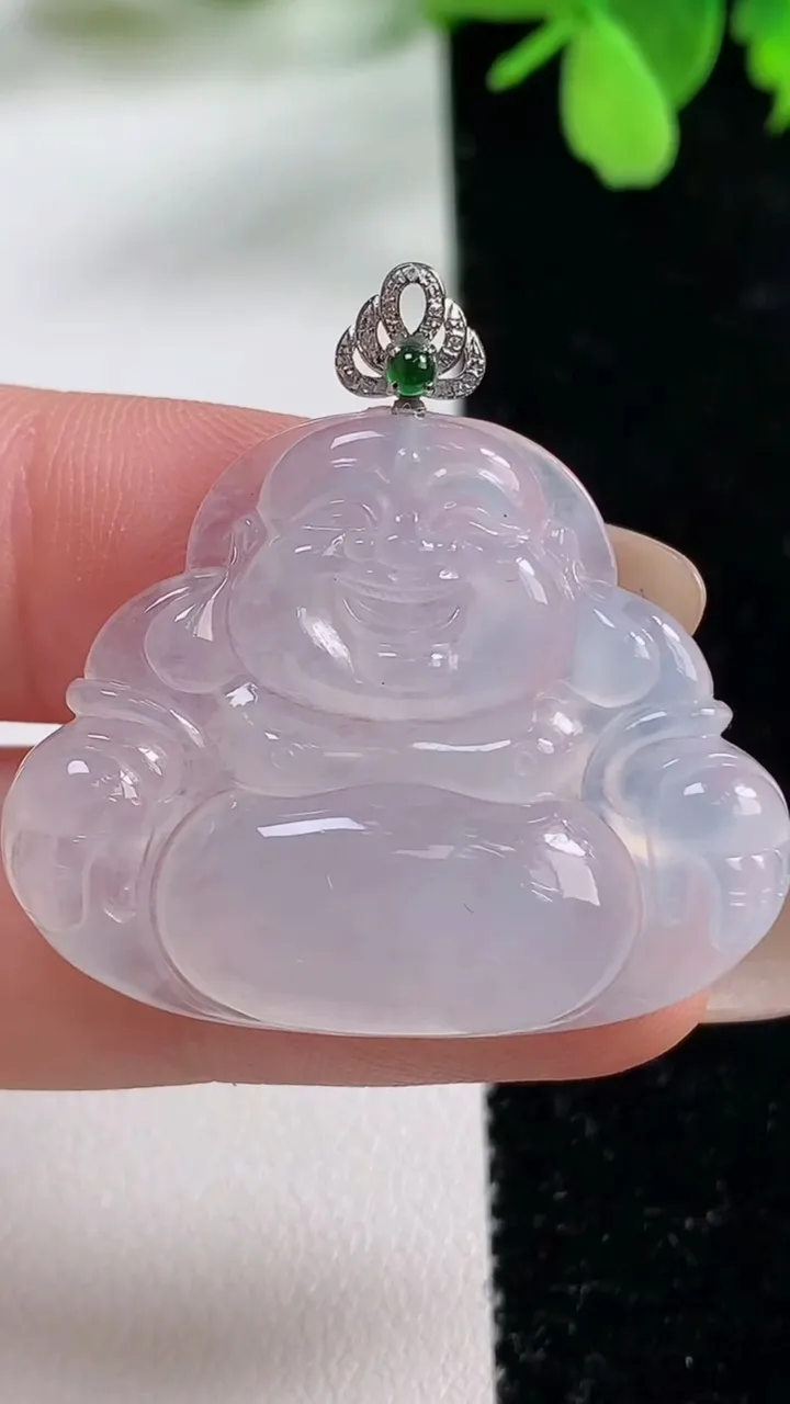 天然A货翡翠种白冰佛公吊坠，尺寸27.7-34.6-6，重量:8.91g
11月3日