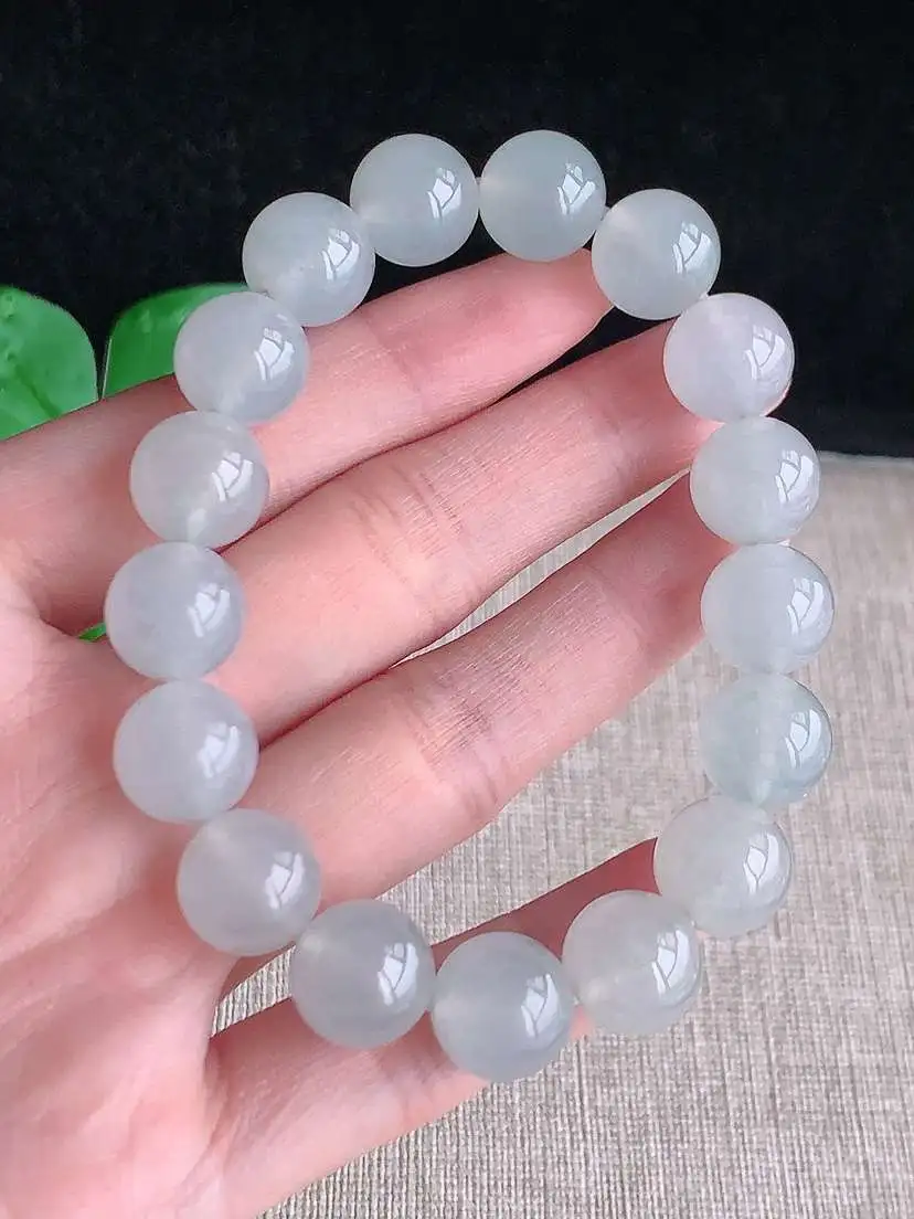 a货翡翠老坑冰种白月光圆珠佛珠手串17颗  尺寸11.8mm 重量50.63g 1103