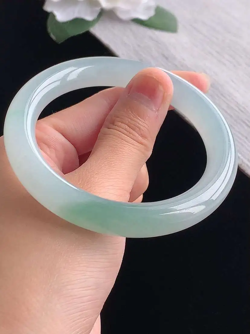 a货翡翠老坑冰种飘花圆条手镯57-58圈口  尺寸57.3×10.5mm 重量57.76g 1102