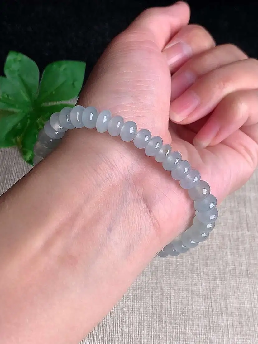 a货翡翠老坑冰种飘花算盘珠手串40颗  尺寸7.5×5mm 重量19.64g 1103