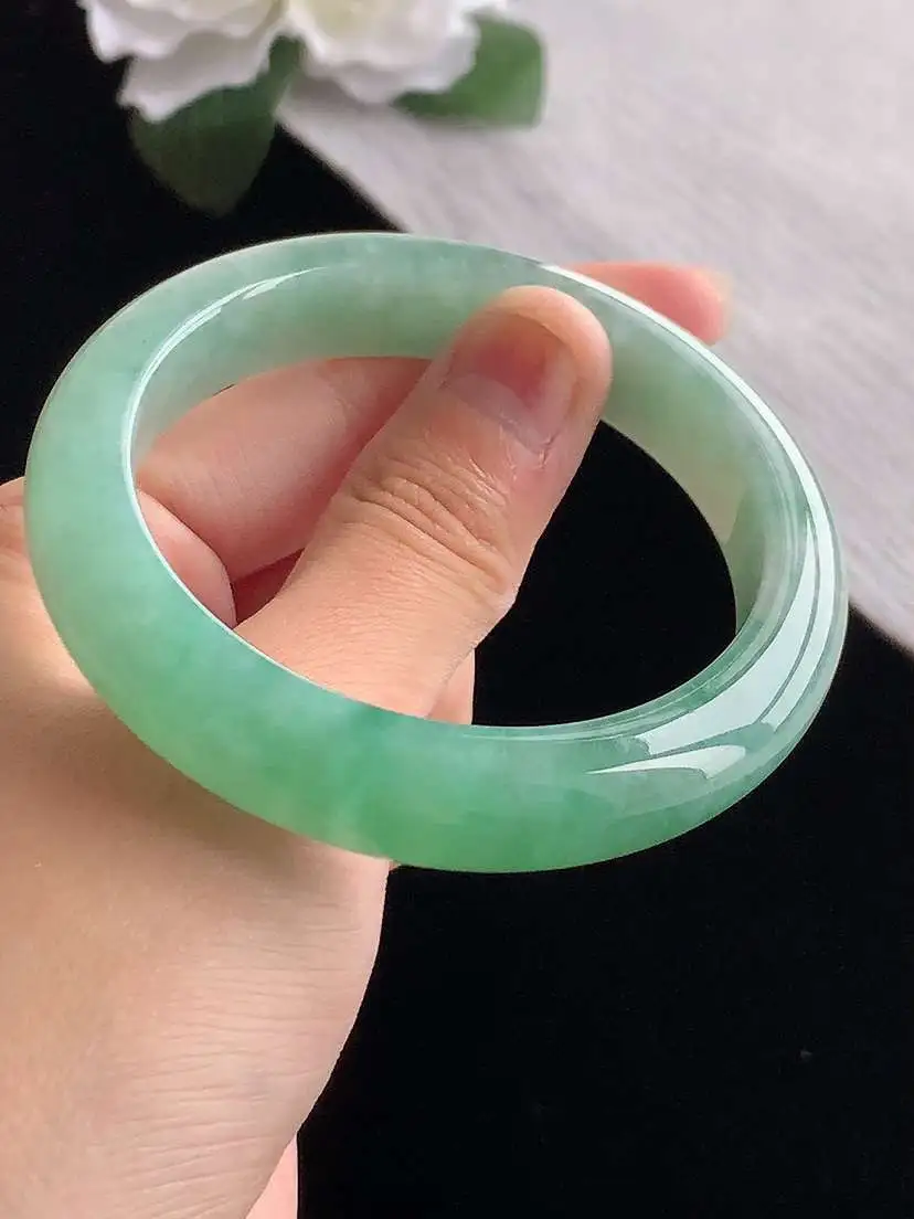 a货翡翠老坑冰种满绿正装正圈手镯55-56圈口  尺寸55×12×8.5mm 重量57.43g 1103