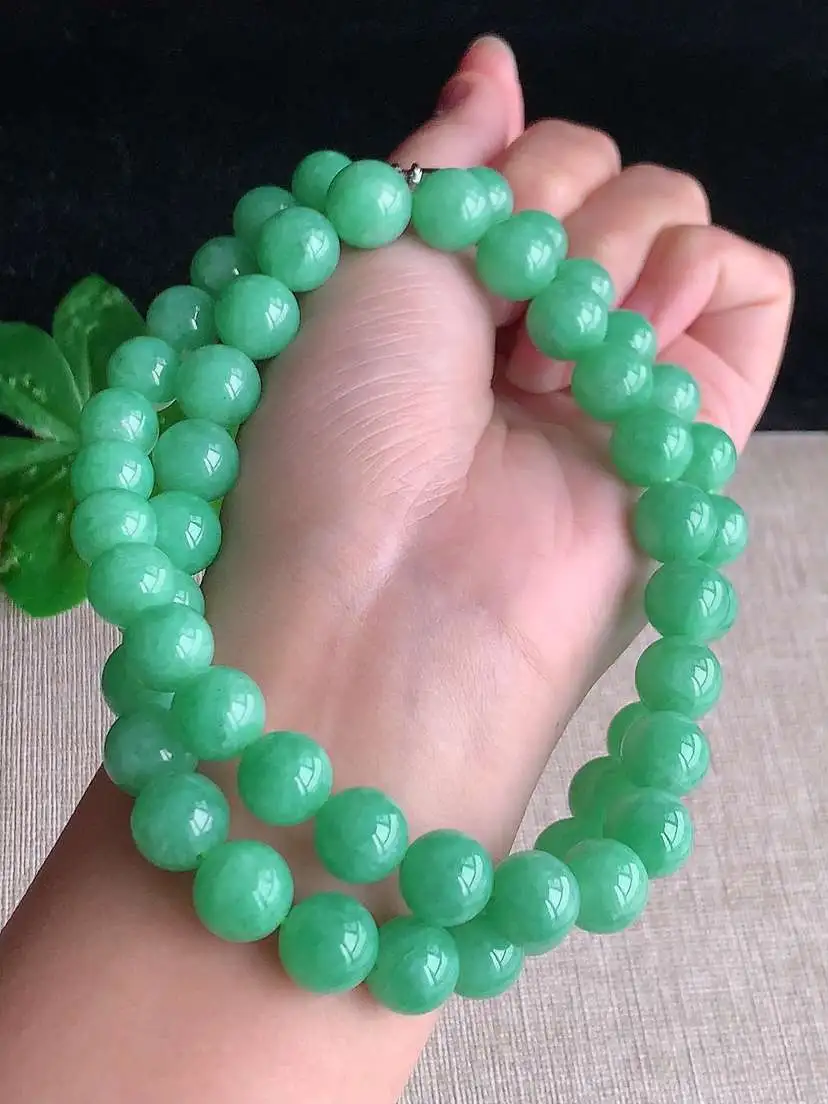 a货翡翠老坑冰种满绿圆珠项链毛衣链53颗  尺寸10.7mm 重量111.80g 1103