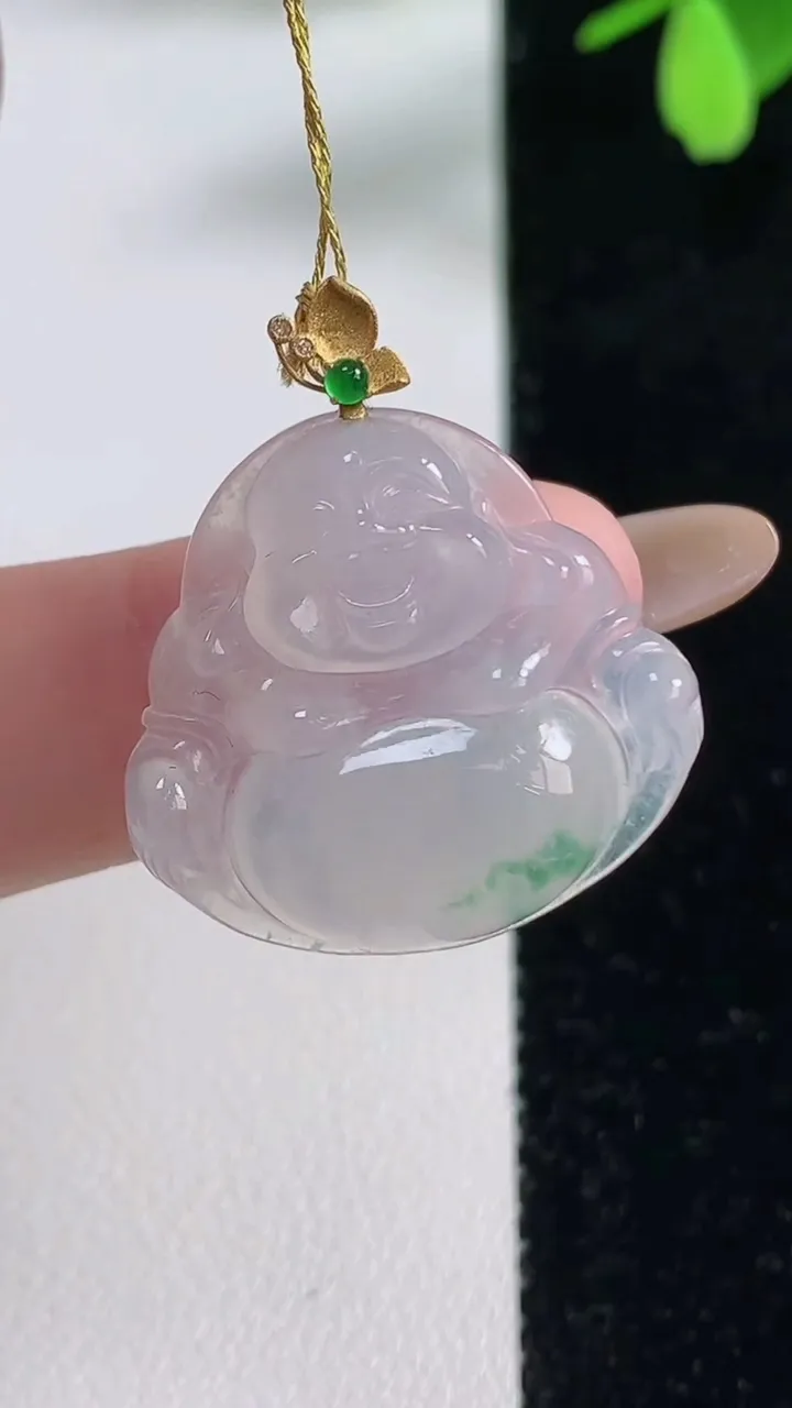 天然A货翡翠佛公吊坠，尺寸23-24.6-5.6，重量:4.86g
11月4日