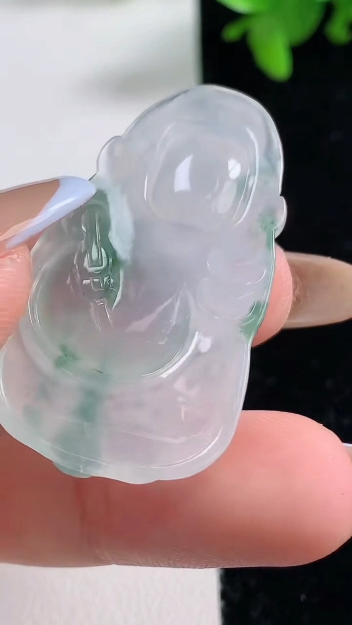 天然A货翡翠冰种飘花财神爷吊坠，尺寸40.6-22.8-6.2，重量:9.67g
11月4日