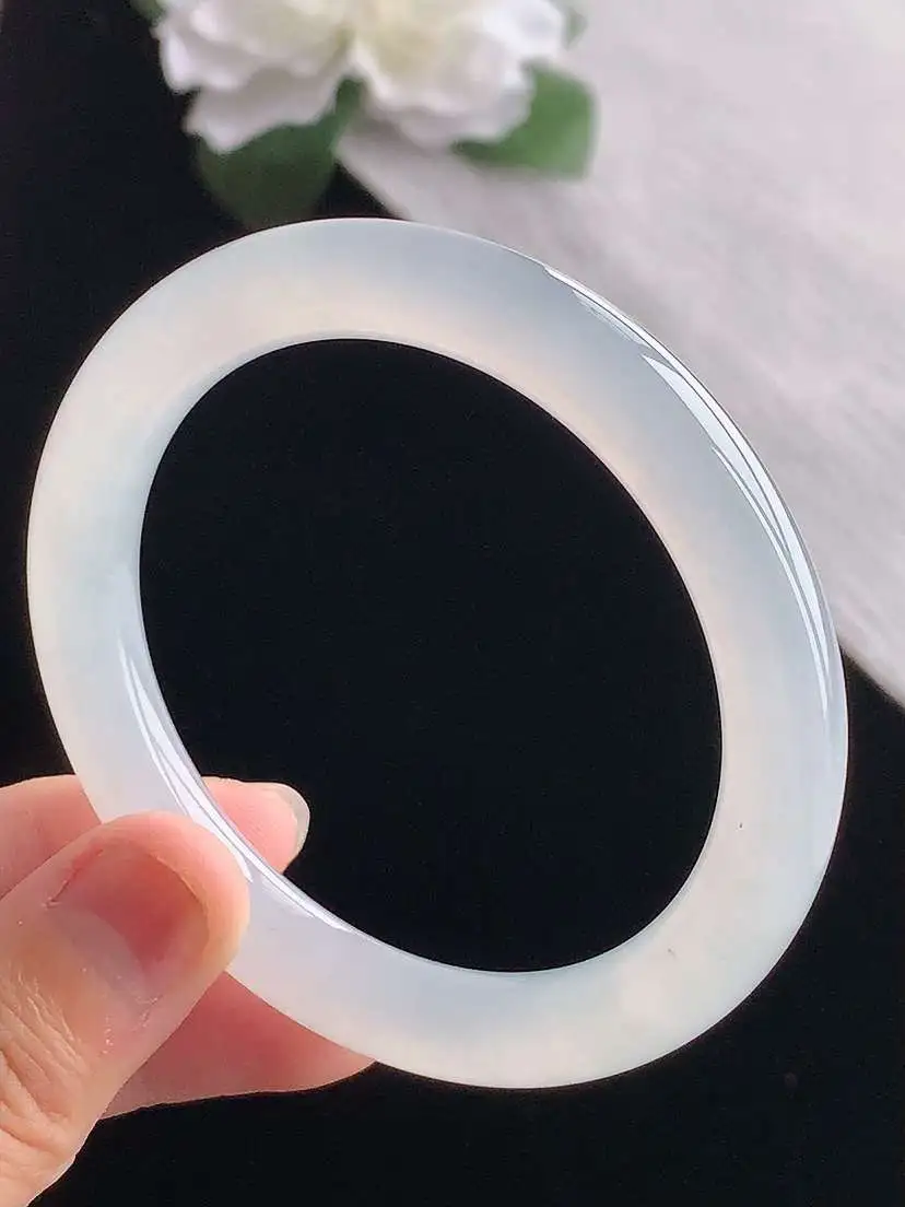 a货翡翠老坑冰种白月光圆条手镯54-55圈口  尺寸54.2×9mm 重量42.50g 1103