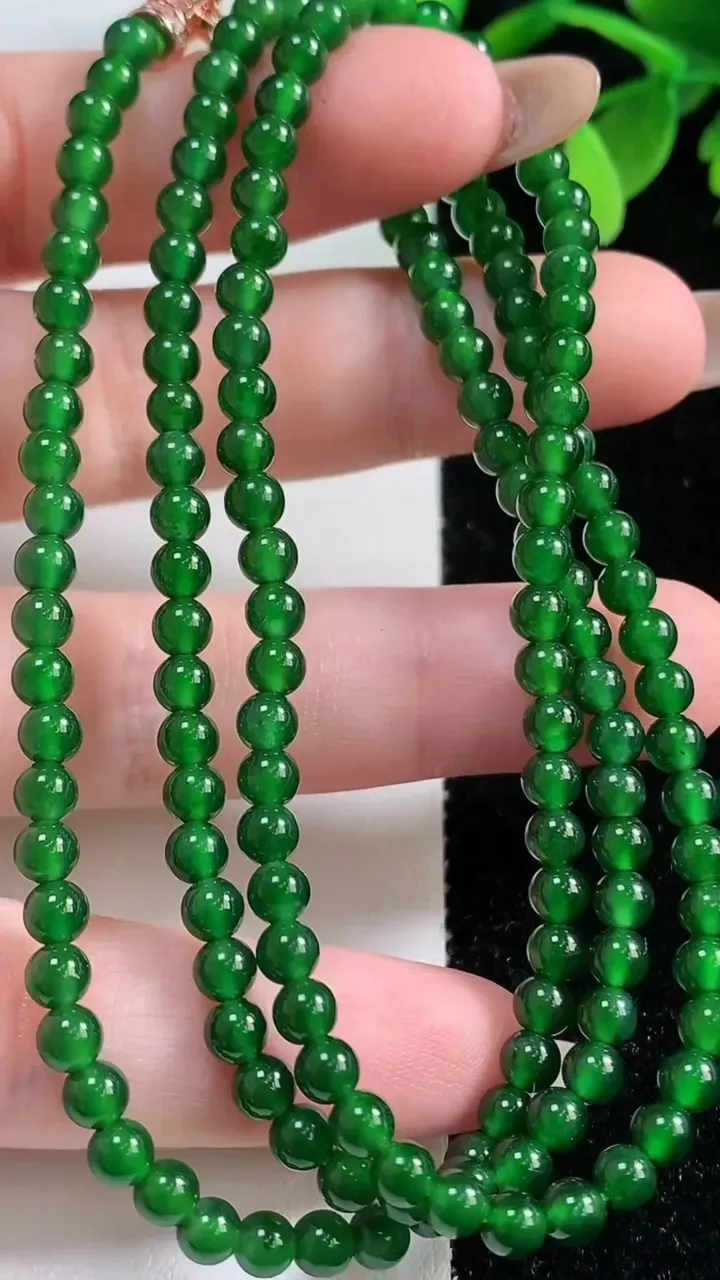 天然A货翡翠小米珠项链，尺寸4-156颗，重量:18.83g11月4日
工厂直销收藏佳品,种好水足，