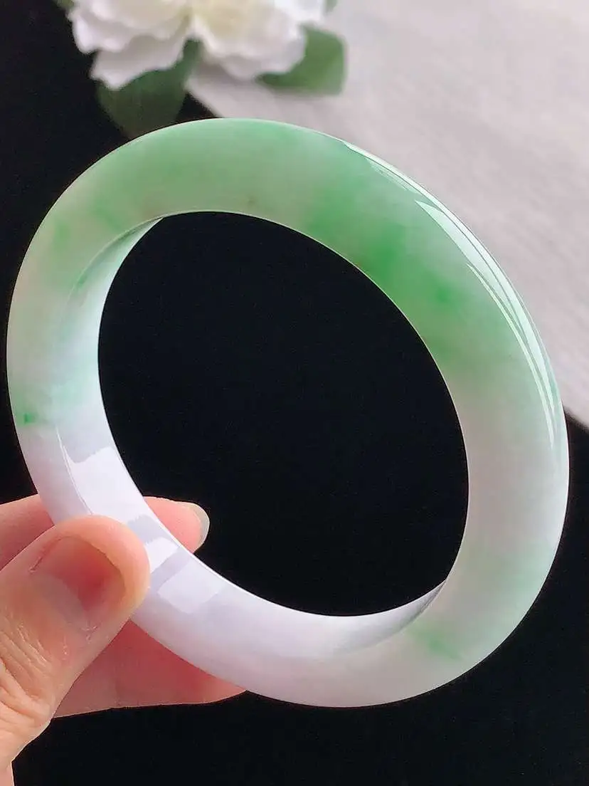 a货翡翠老坑冰种春带彩紫罗兰飘绿厚装正装正圈手镯60-61大圈口 尺寸60.8×12.3×10mm 