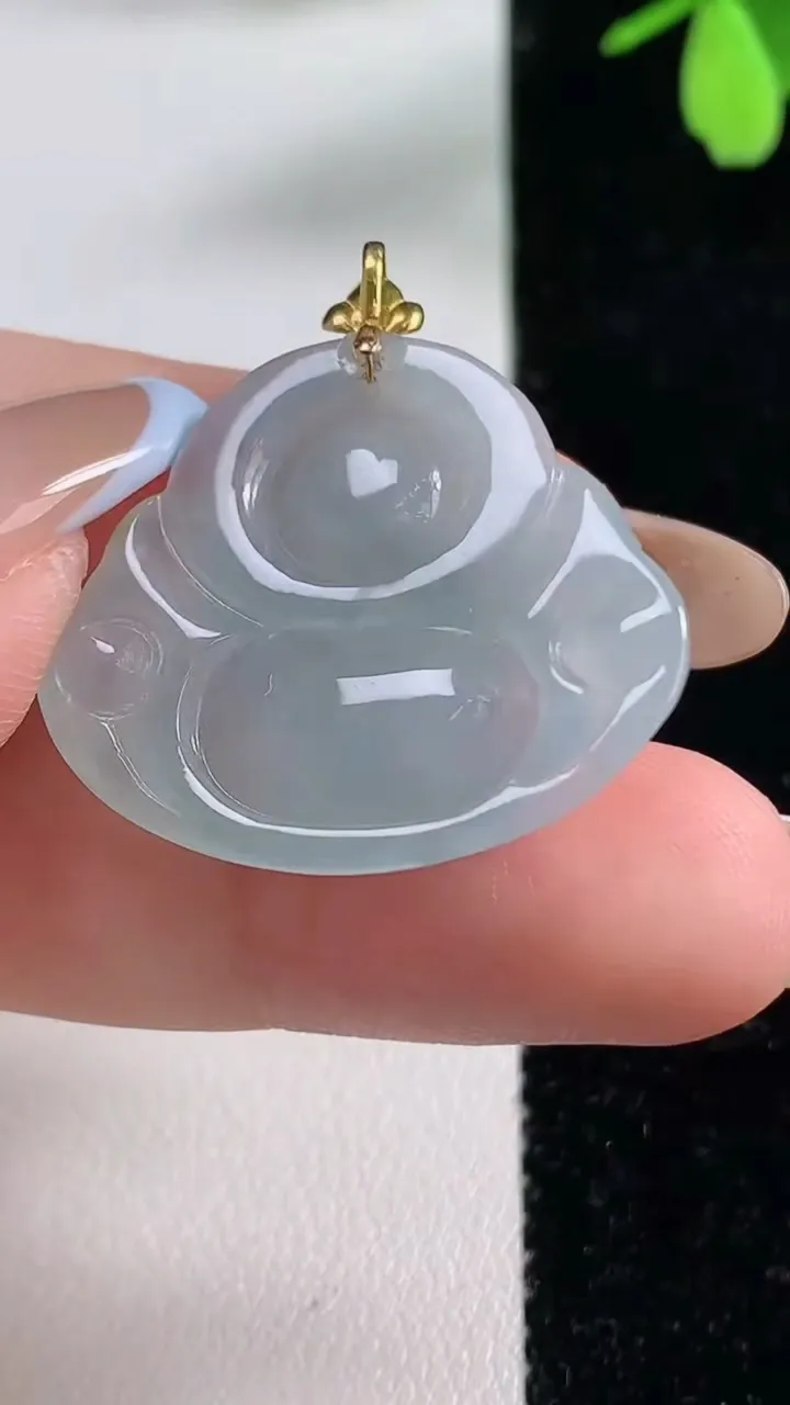 天然A货翡翠佛公吊坠，尺寸25.2-28.3-5.8，重量:6.20g
11月4日