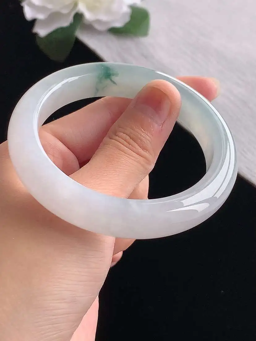 a货翡翠老坑冰种飘花正装正圈手镯圈口  尺寸55.5×11.8×8.8mm 重量59.78g 1103
