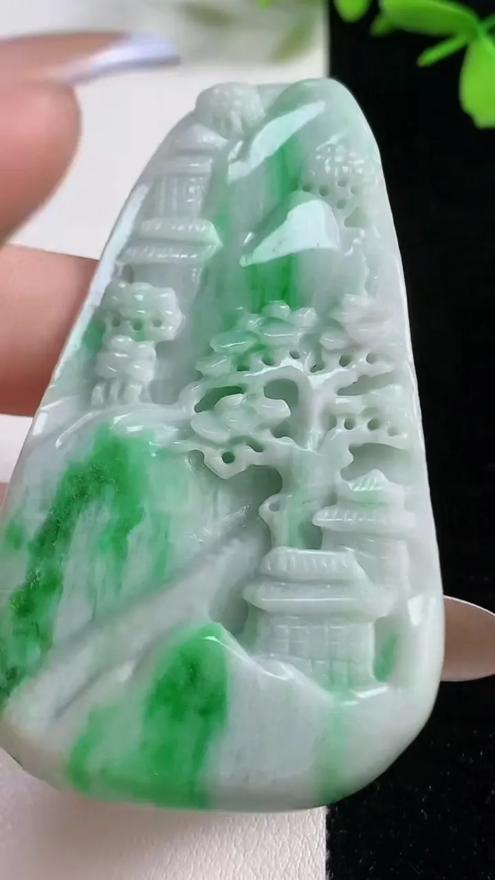 天然A货翡翠山水牌吊坠，尺寸69.5-39-9.2，重:41.72g
11月4日
