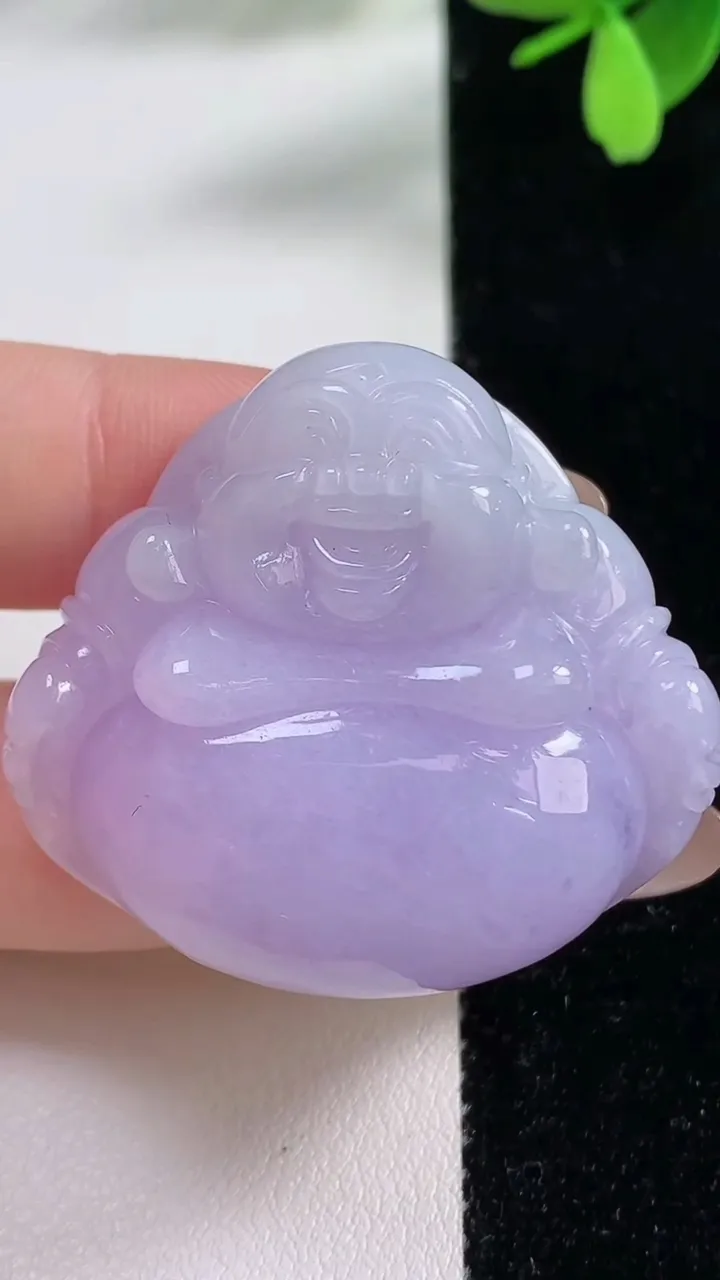 天然A货翡翠紫罗兰佛公吊坠，尺寸35.5-40-13.1，重量:32.51g
11月4日