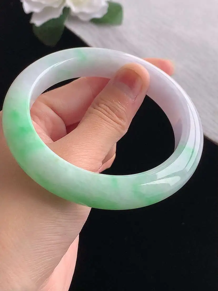 a货翡翠老坑冰种春带彩紫罗兰飘绿厚装正装正圈手镯60-61大圈口 尺寸60.8×12.3×10mm 重量78.93g 1103