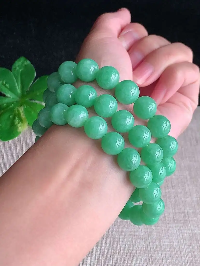 a货翡翠老坑冰种满绿圆珠项链毛衣链53颗  尺寸10.7mm 重量111.80g 1103