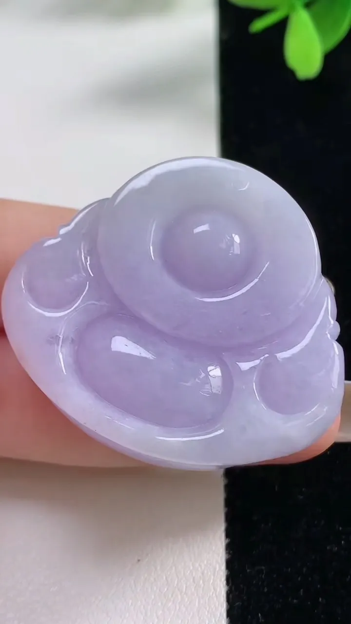 天然A货翡翠紫罗兰佛公吊坠，尺寸35.5-40-13.1，重量:32.51g
11月4日