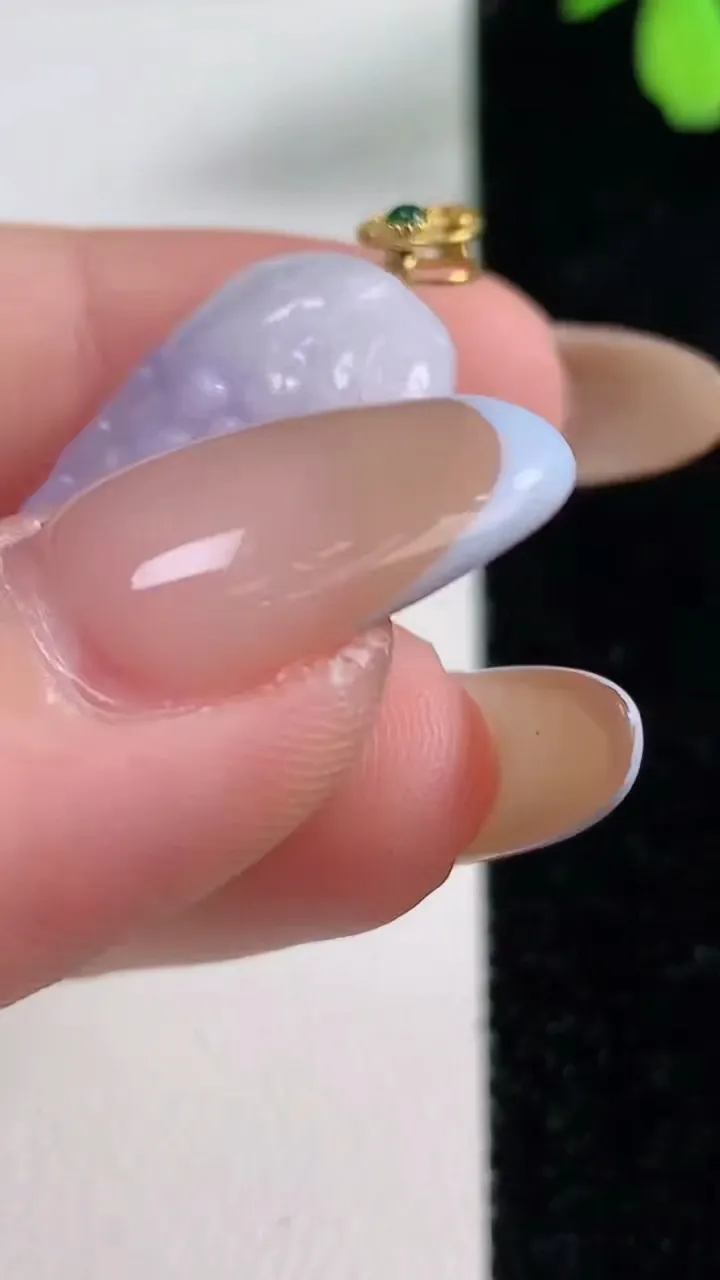 天然A货翡翠18K金紫罗兰多子多福 葡萄吊坠，尺寸31.7-17.7-10，重量:9.54g
11月