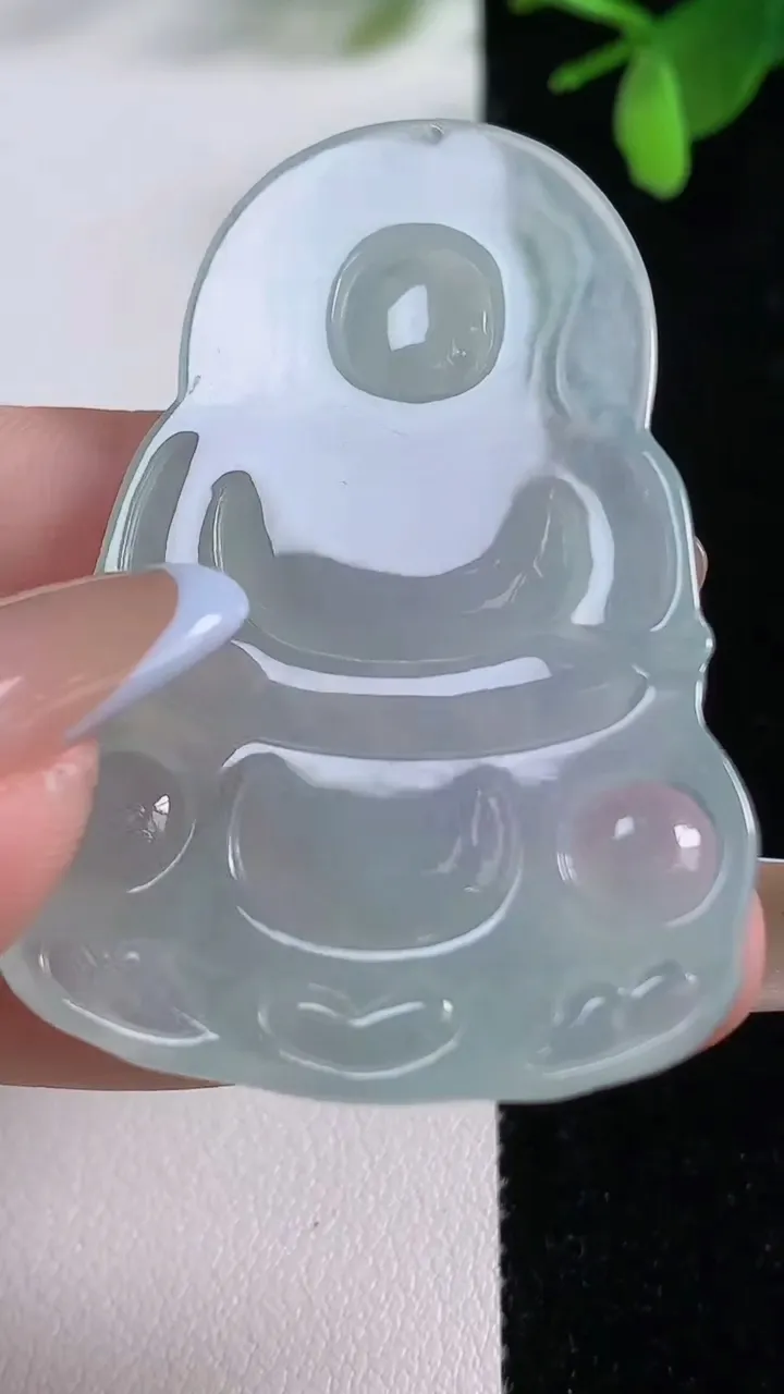 天然A货翡翠观音菩萨吊坠，尺寸51.7-34.5-5，重量:16.25g
11月4日