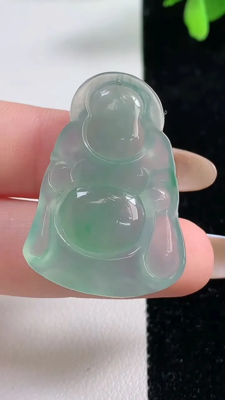 天然A货翡翠布袋佛吊坠，尺寸35-24.3-4.3，重量:7.51g
11月4日