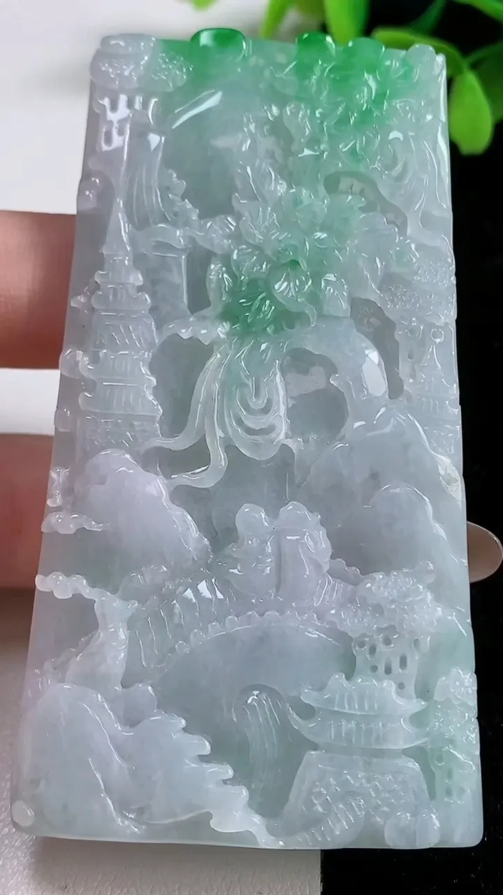 天然A货翡翠山水牌吊坠，尺寸80-43.5-7，重:59.90g
11月4日