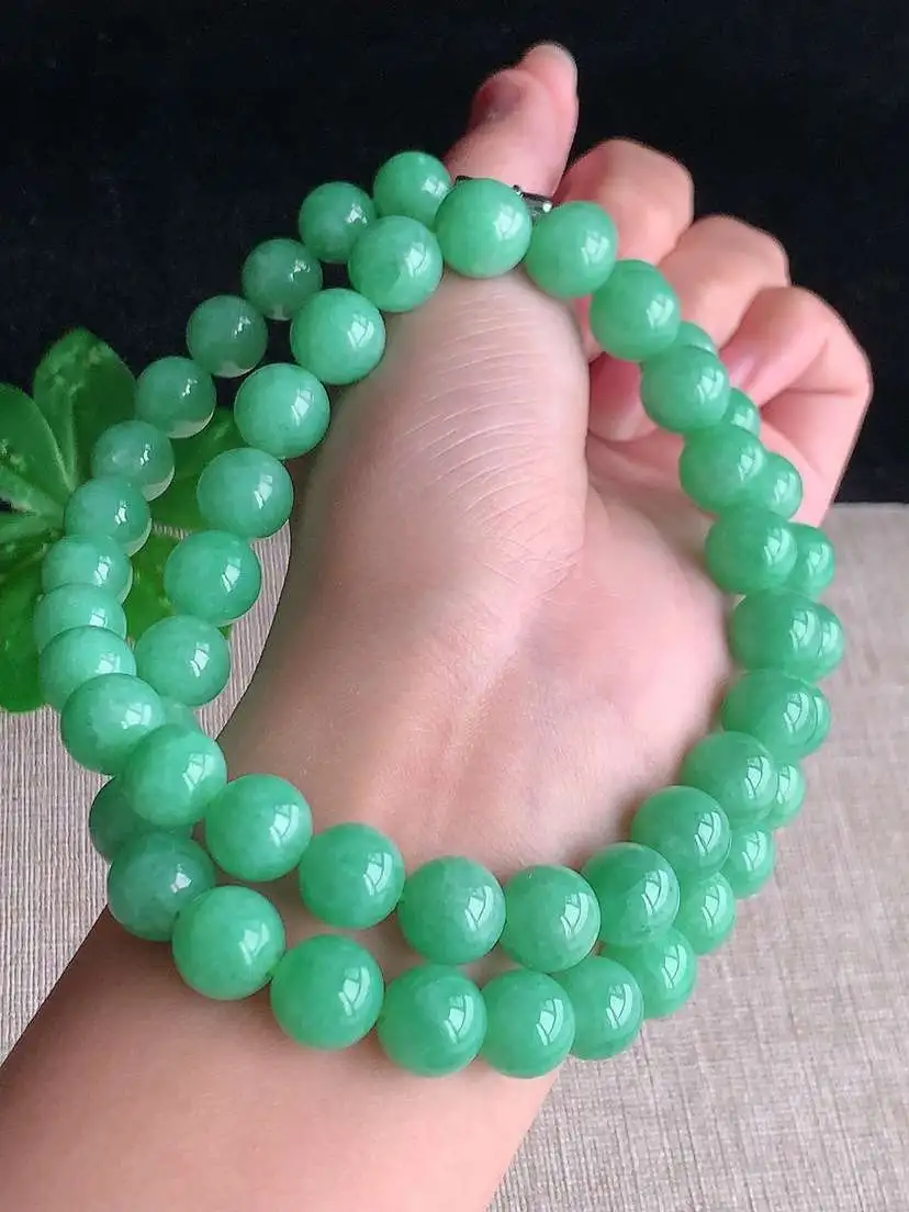 a货翡翠老坑冰种满绿圆珠项链毛衣链53颗  尺寸10.7mm 重量111.80g 1103