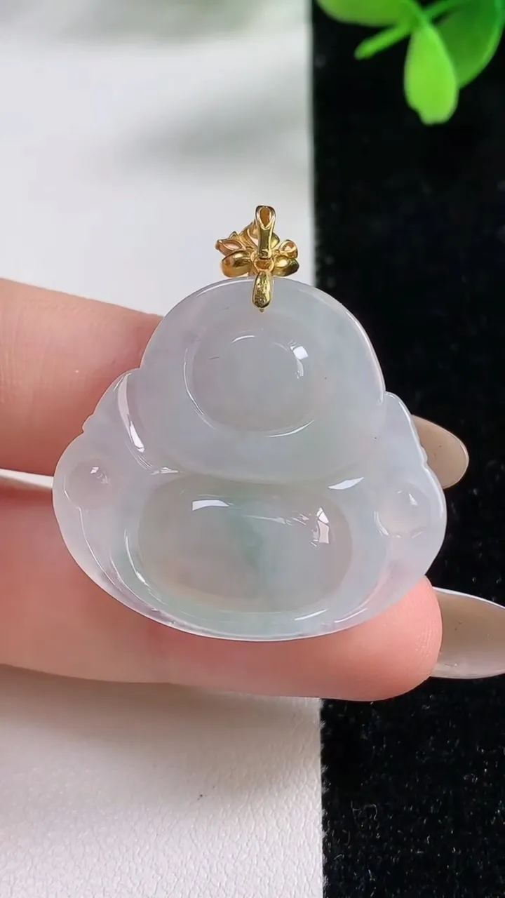 天然A货翡翠佛公吊坠，尺寸30-32-6.5，重量:9.38g
11月4日