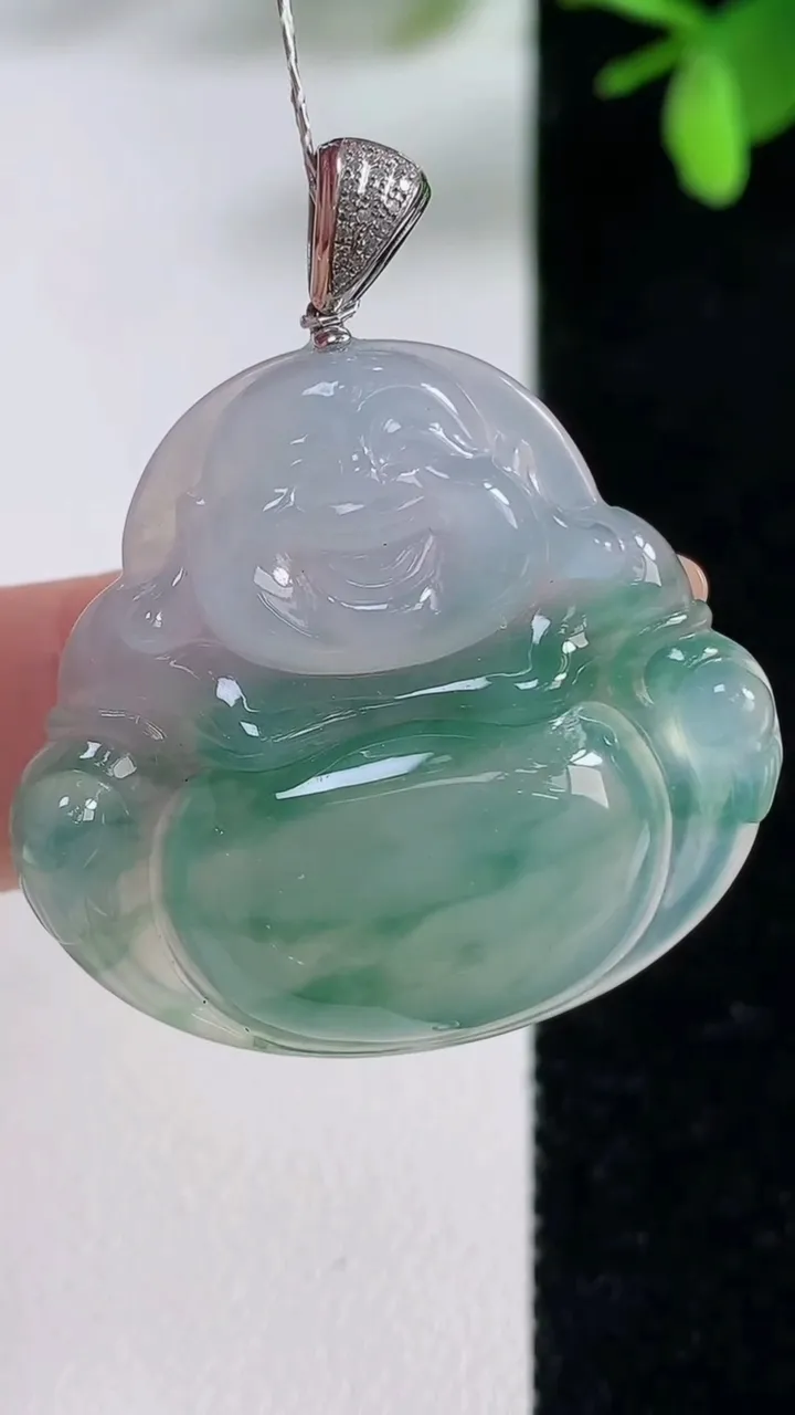 天然A货翡翠种飘花佛公吊坠，尺寸31-33.5-6.5，重量:9.60g
11月5日