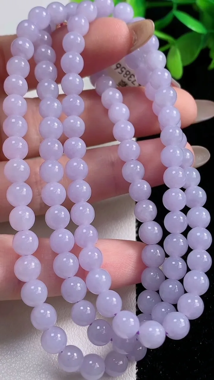 天然A货翡翠紫罗兰圆珠项链，尺寸5.6-108颗，重量:38.51g
11月5日