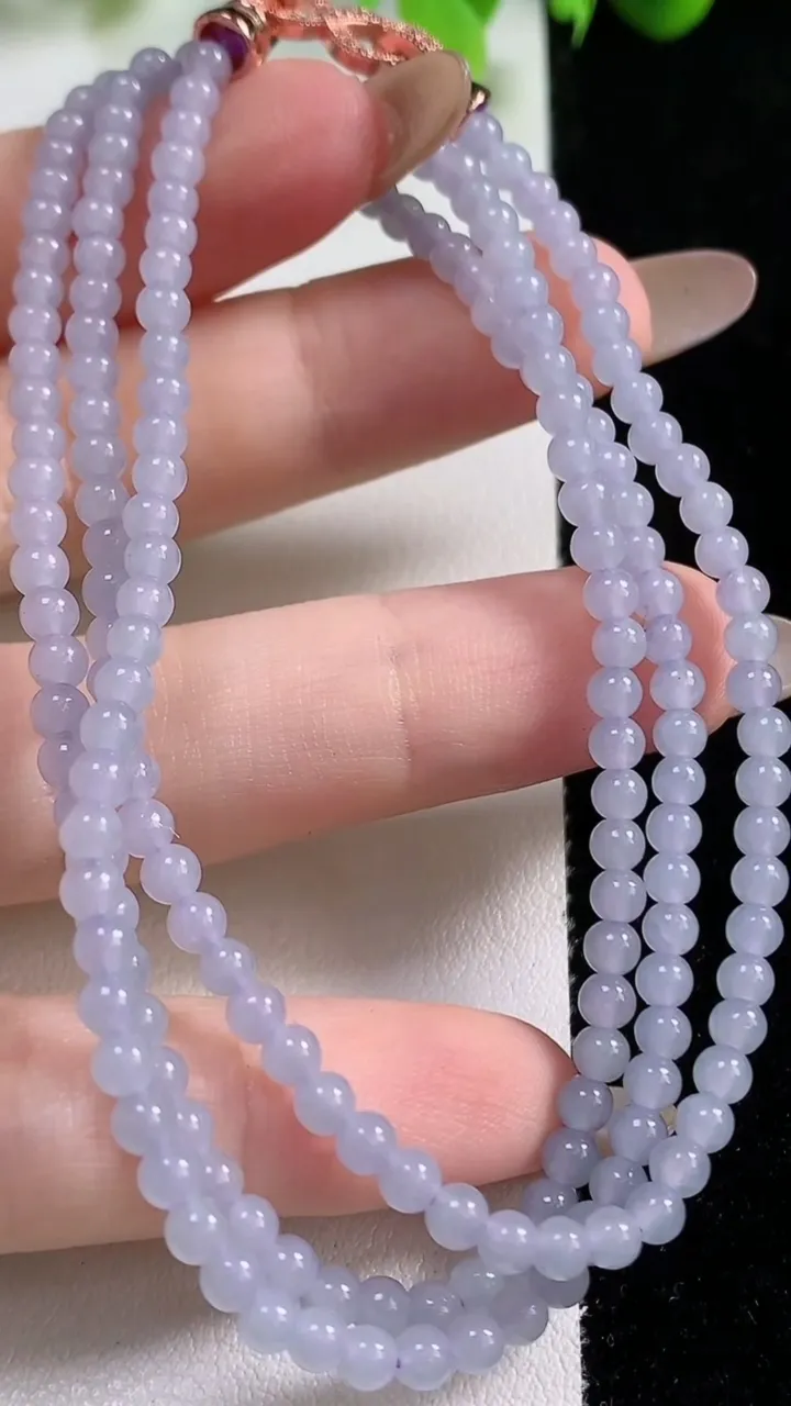 天然A货翡翠种紫罗兰小米圆珠项链192颗，尺寸3.2，重量:12.82g11月5日
工厂直销收藏佳品