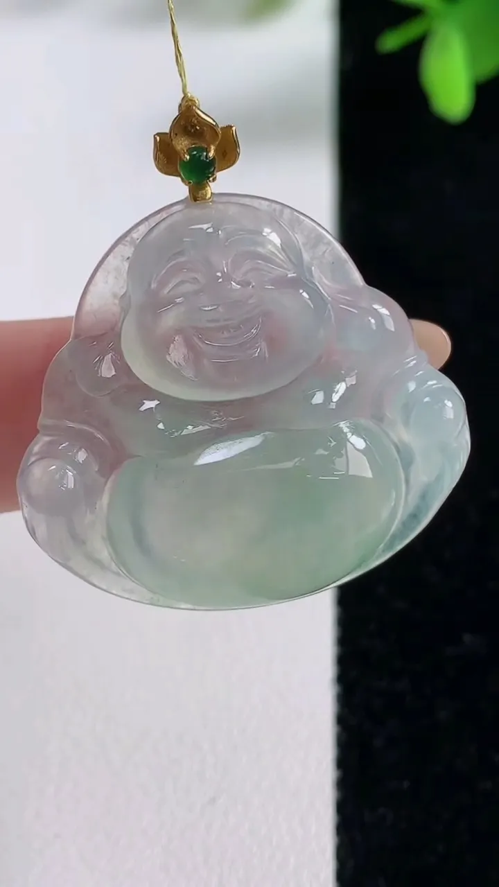 天然A货翡翠佛公吊坠，尺寸29-31.5-6.2，重量:8.15g
11月5日