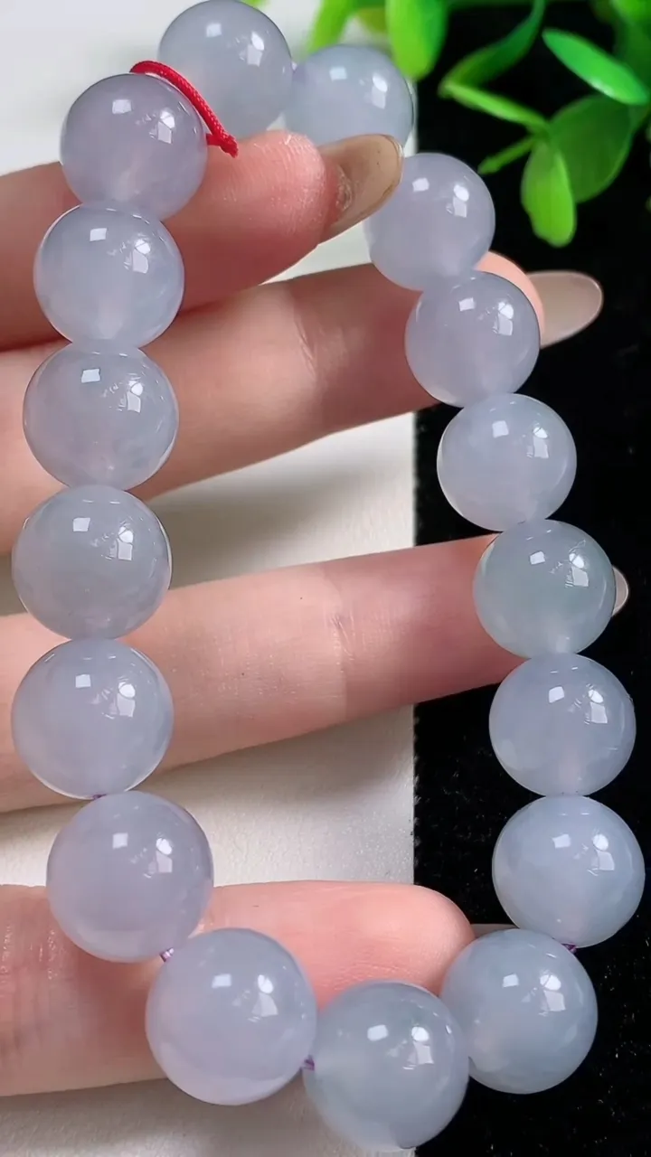 天然A货翡翠紫罗兰圆珠手串，尺寸11.8-17颗，重量:49.15g11月5日
工厂直销收藏佳品,种