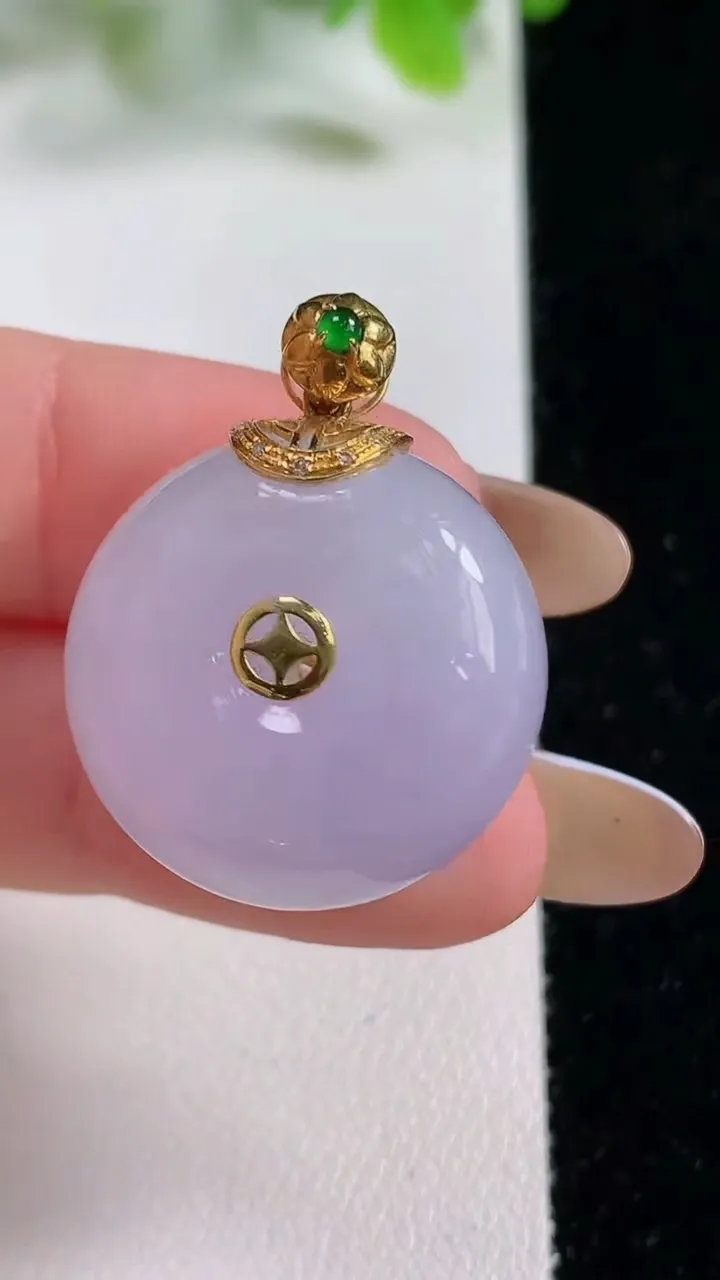 天然A货翡翠种紫罗兰路路通吊坠，尺寸22.5-13.7，重量:16.28g
11月6日