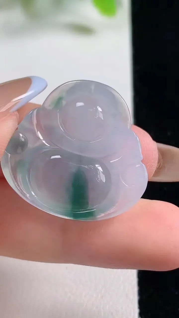 天然A货翡翠种飘花佛公吊坠，尺寸25.8-27.4-5.6，重量:5.96g
11月6日