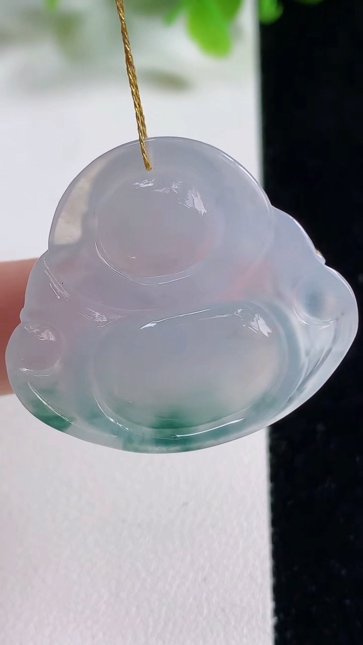 天然A货翡翠种飘花佛公吊坠，尺寸29.3-33-6.1，重量:9.12g
11月6日