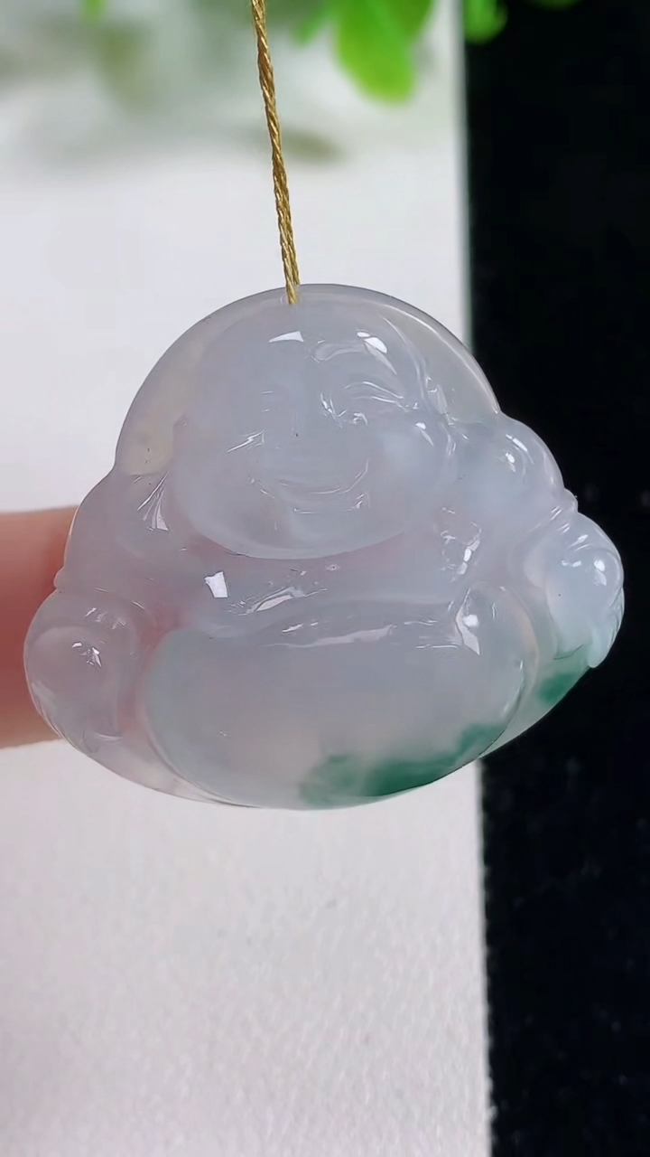 天然A货翡翠种飘花佛公吊坠，尺寸29.3-33-6.1，重量:9.12g
11月6日