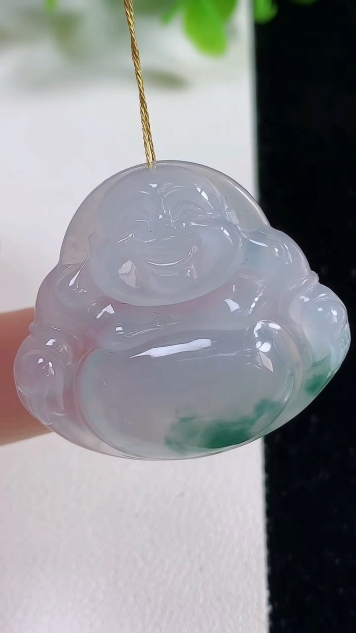 天然A货翡翠种飘花佛公吊坠，尺寸29.3-33-6.1，重量:9.12g
11月6日