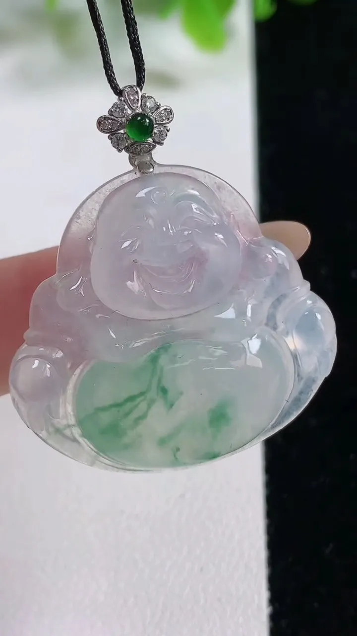 天然A货翡翠种飘花佛公吊坠，尺寸31-33-6，重量:9.00g
11月6日
