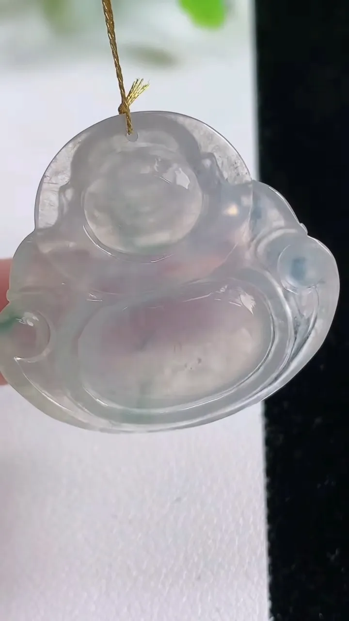 天然A货翡翠种飘花佛公吊坠，尺寸31.8-34.3-6.5，重量:10.00g
11月6日