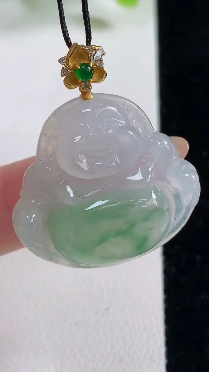 天然A货翡翠佛公吊坠，尺寸26.4-29-6，重量:6.42g
11月6日