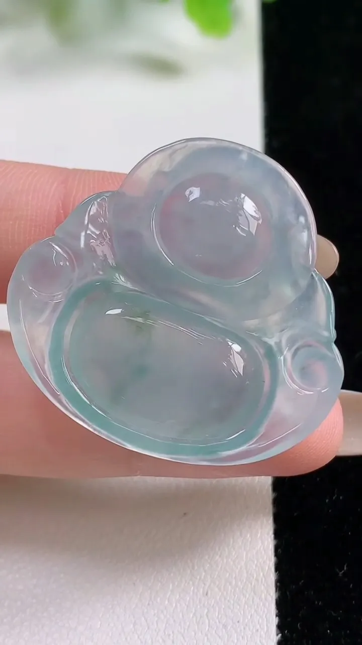 天然A货翡翠种飘花佛公吊坠，尺寸33.2-35.8-5.4，重量:9.36g
11月6日