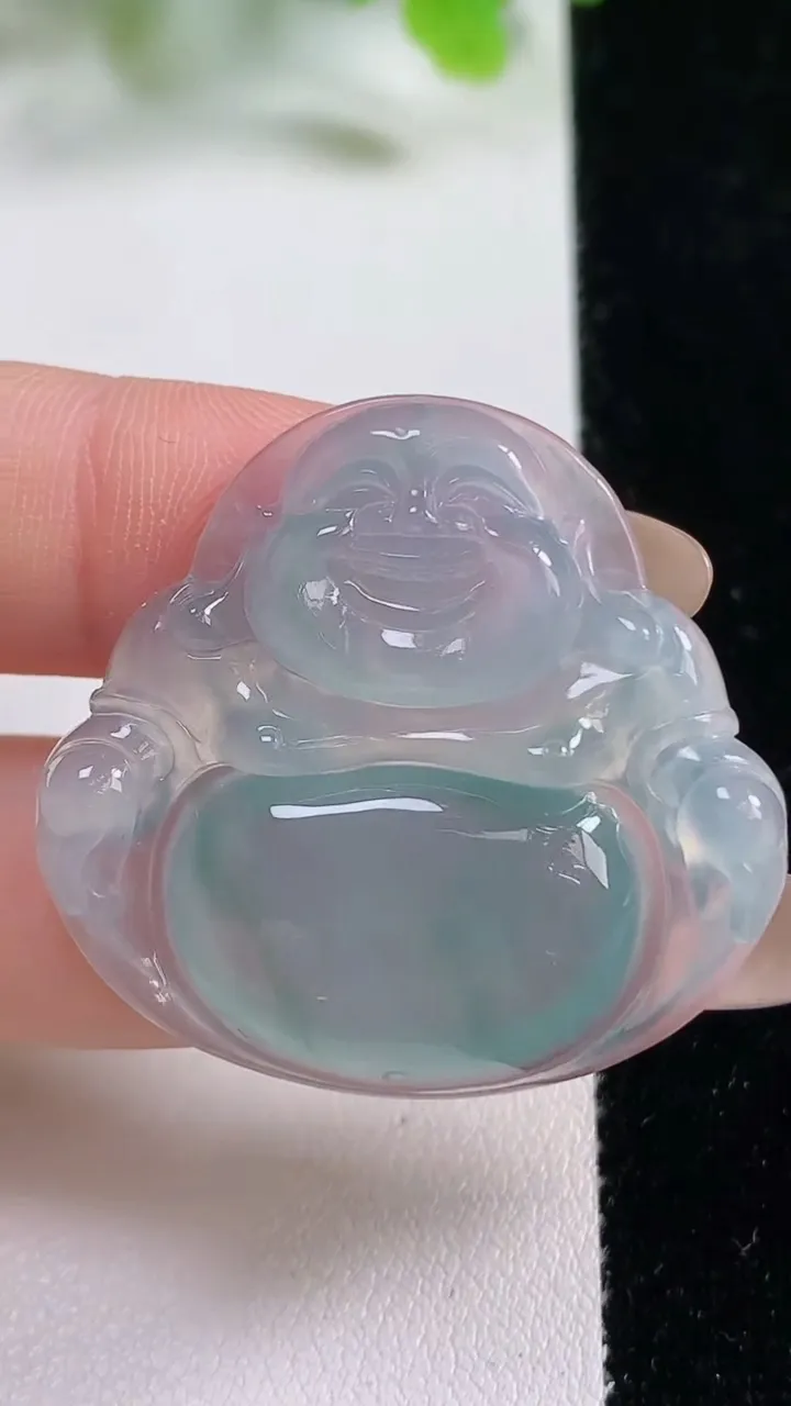 天然A货翡翠种飘花佛公吊坠，尺寸33.2-35.8-5.4，重量:9.36g
11月6日