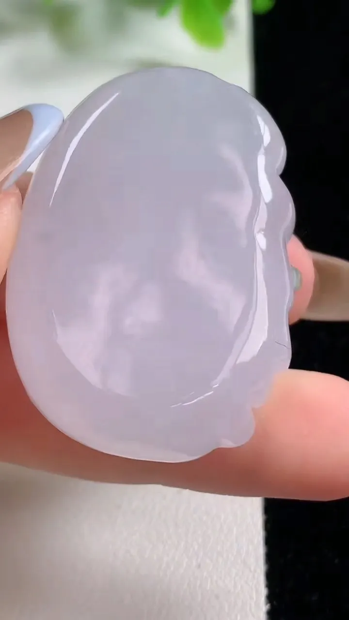 天然A货翡翠一念之间 悟道吊坠，尺寸40.2-28.4-10.2，重量:25.87g
11月6日